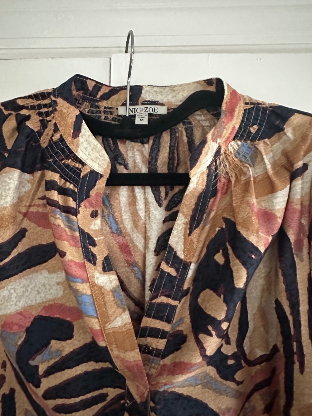 Nic+Zoe Puff Sleeve Patterned Top Medium